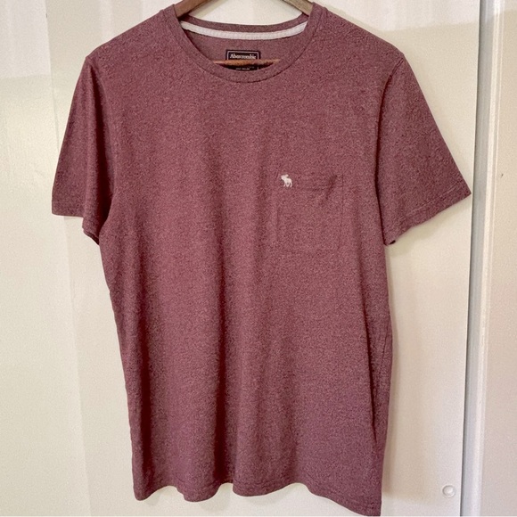 Abercrombie & Fitch| Burgundy Logo Short Sleeve Pocket Tee Sz M - Picture 4 of 5